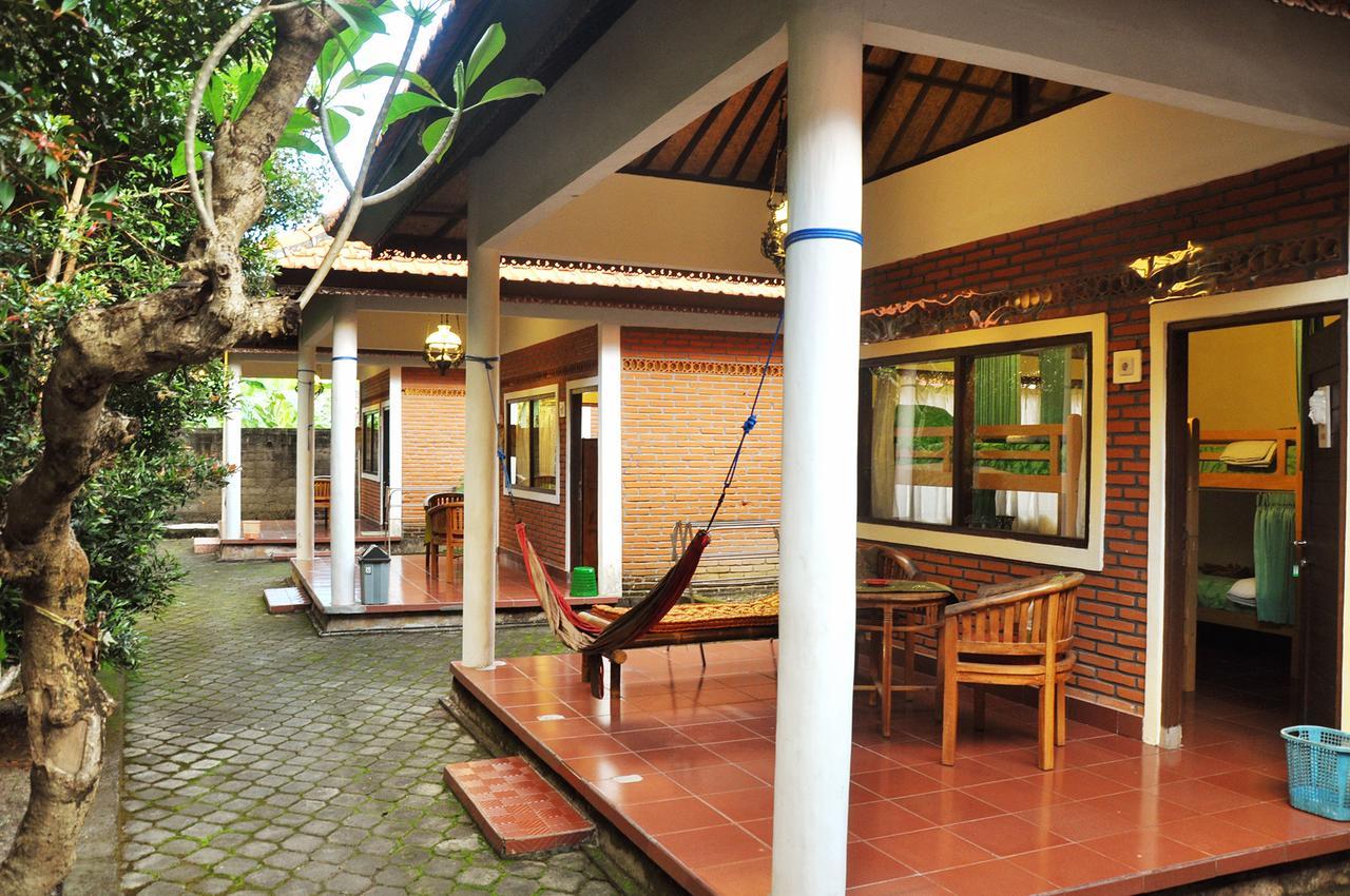Soni Backpacker House Hostel Ubud Exterior foto